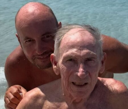 Zeman sta meglio, lo scatto al mare con il figlio: "La pre-season fa sognare…"