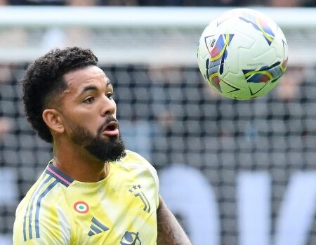 Da Vlahovic a Douglas Luiz e Kelly: Juve, i cinque nodi per sboccare il mercato