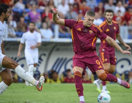 Roma luci ed ombre nel 2-2 coi sauditi del Neom: non bastano i gol di Cristante e Soulé