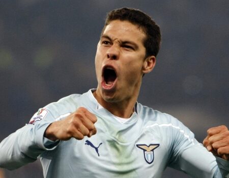 Hernanes punzecchia la Lazio: "Con questo atteggiamento è da 10° posto"
