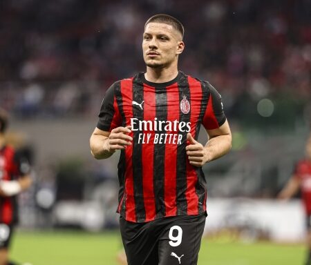 Via Jovic e la 9 del Milan è senza padrone: non era mai successo in più di 100 anni