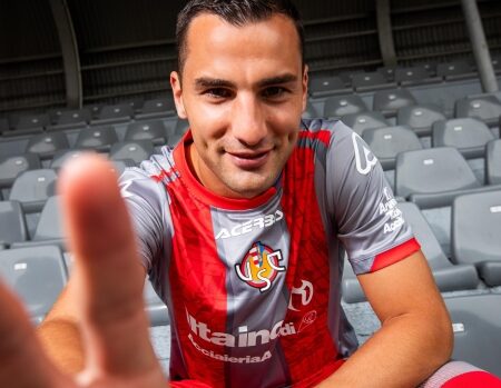 Bonazzoli: "Esistevo anche prima della rovesciata a San Siro, questo non è il mondo"