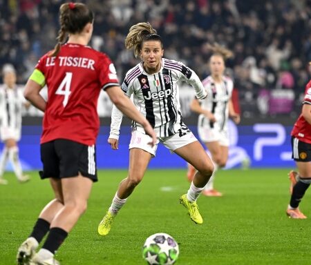 Juve sconfitta dal Manchester United, avanti agli spareggi Champions Women