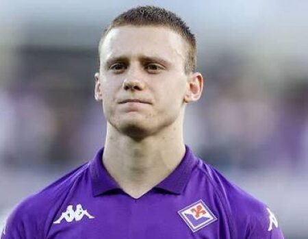 Comuzzo infortunato: 15 punti di sutura dopo il contrasto con Davis