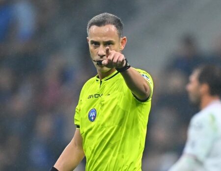 Pagelle arbitri Serie A: Mariani 5,5, Maresca delude a Genova con 4,5