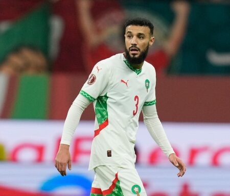 Juve: Mazraoui in pole, Maldini alternativa a Chiesa