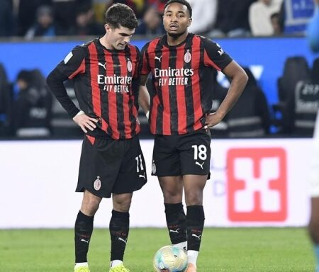 Milan, Allegri decide: Nkunku sul dischetto al posto di Leao