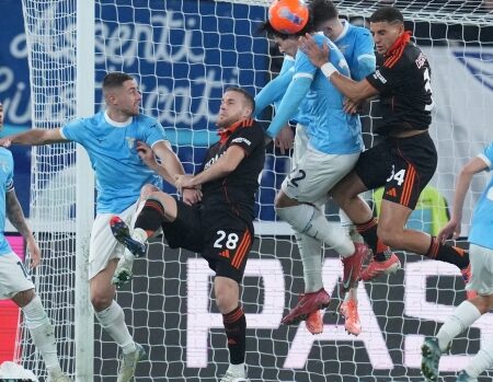 Pagelle di Lazio-Como: Gila e Romagnoli deludono, Nico Paz si distingue