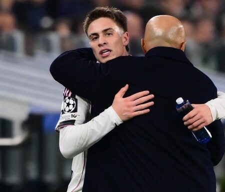 Yildiz rinnova con la Juve: contratto da 6 milioni e conferenza di Spalletti