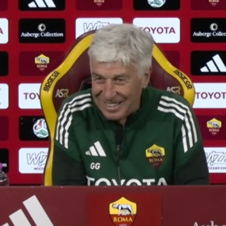 Gasperini sulla possibilità di Totti alla Roma: risate in conferenza