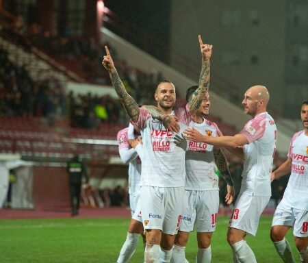 Benevento in testa alla Serie C, Catania rallenta e Salernitana vince