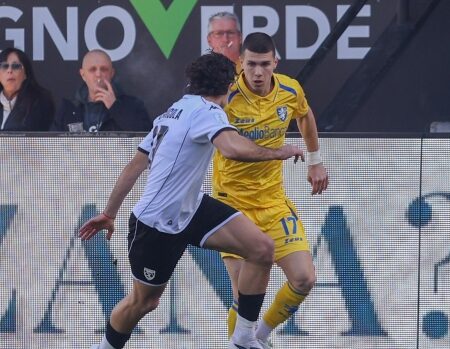 Serie B: Monza guida, Frosinone supera Spezia 2-0