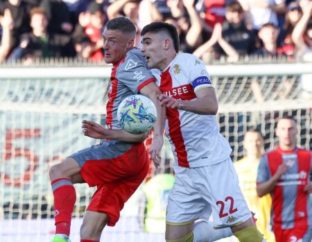 Cremonese-Genoa: Malinovskyi eccelle, Vardy delude