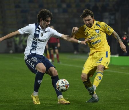 Frosinone ed Empoli pareggiano: doppietta di Shpendi e rimonta toscana