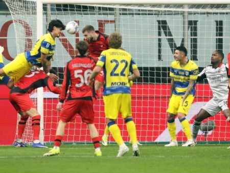 Arbitri in discussione: gol regolare per Milan e errore per Napoli