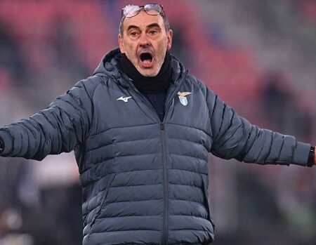 Sarri: “Ho un contratto lungo con la Lazio, ma valutiamo il futuro”