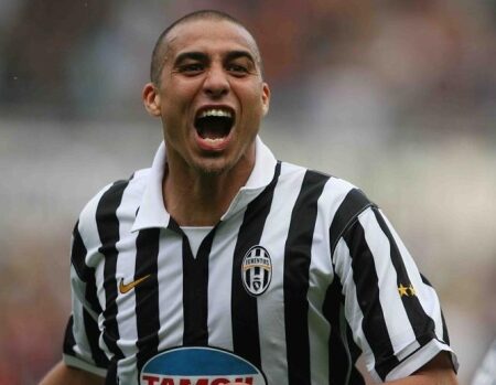 Trezeguet: “Vlahovic non convince, meglio Lewandowski a zero”