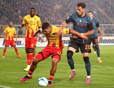 Napoli-Lecce: Conte punta al 3° posto, Di Francesco cerca punti salvezza