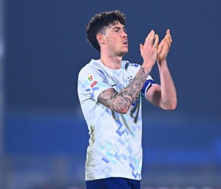 Bastoni in partenza? L’Inter valuta una cessione strategica