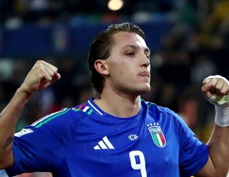 Retegui guida verso il Mondiale, Estupinan in cerca di riscatto