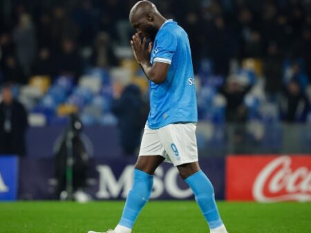 Napoli avverte Lukaku: rientro entro martedì o fuori rosa