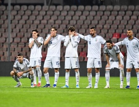 Bosnia-Italia: Bastoni e Dimarco deludono, Dzeko brillante