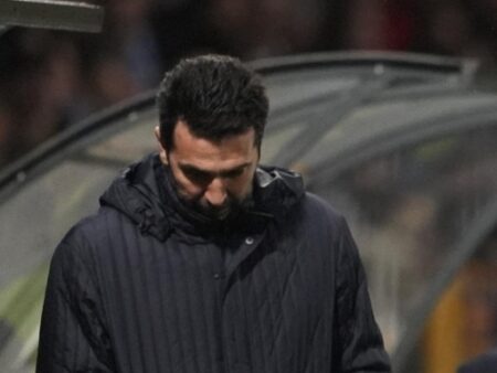 Buffon si dimette: un atto di responsabilità dopo il fallimento dell’Italia