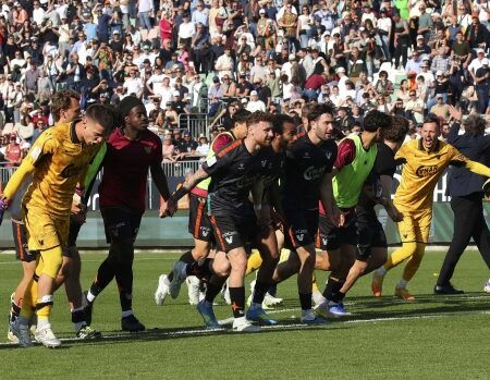 Serie B: Venezia da 8, Palermo e Frosinone pronte al big match
