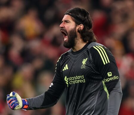 Alisson apre alla Juve: avviati i colloqui per un triennale