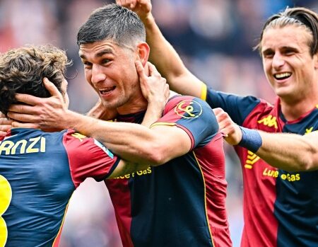 Genoa-Sassuolo: Malinovskyi guida i rossoblù, Laurienté delude