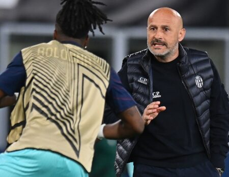 Bologna-Lecce: formazioni ufficiali e sfida cruciale per i pugliesi