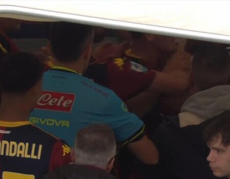 Berardi chiarisce la sua espulsione nel finale di Genoa-Sassuolo