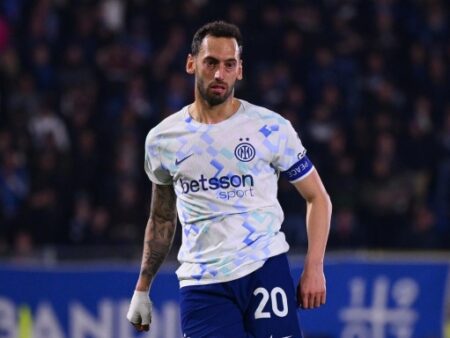 Calhanoglu: “Puntiamo a due trofei e a chiudere presto il campionato”