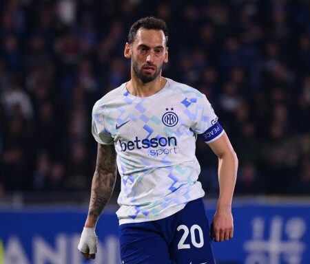 Calhanoglu: l’agente smentisce trattative con il Galatasaray