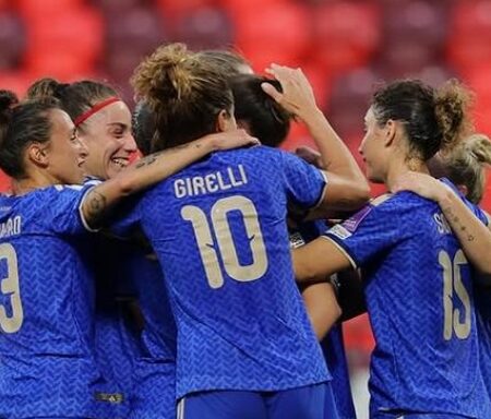 Italia travolgente: 6-0 alla Serbia, ora si mira al primo posto