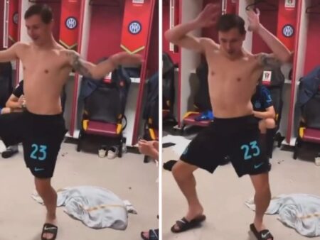 Barella danza nei festeggiamenti dell’Inter dopo la Coppa Italia
